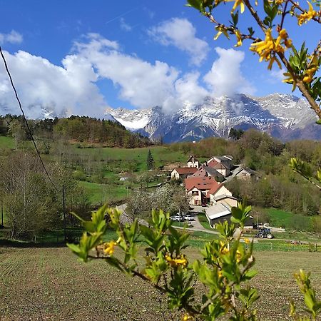 Les Clarines Perceneige - Chambre D'Hotes Vue Sur Montagne & Spa Saint-Jacques-en-Valgodemard ภายนอก รูปภาพ