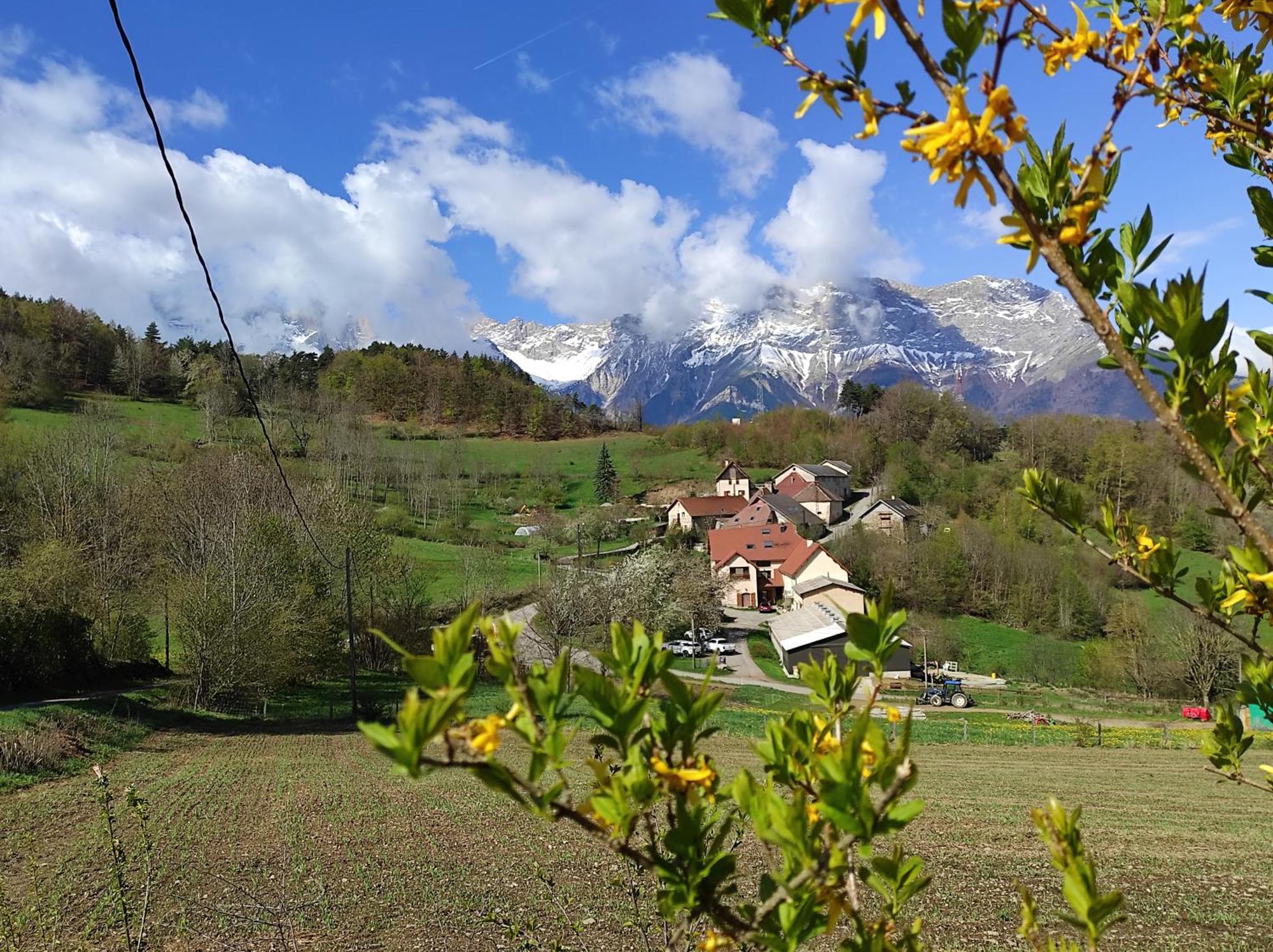 Les Clarines Perceneige - Chambre D'Hotes Vue Sur Montagne & Spa Saint-Jacques-en-Valgodemard ภายนอก รูปภาพ