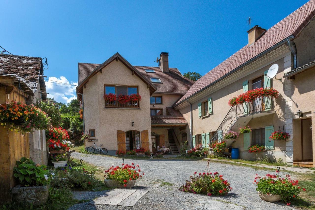 Les Clarines Perceneige - Chambre D'Hotes Vue Sur Montagne & Spa Saint-Jacques-en-Valgodemard ภายนอก รูปภาพ